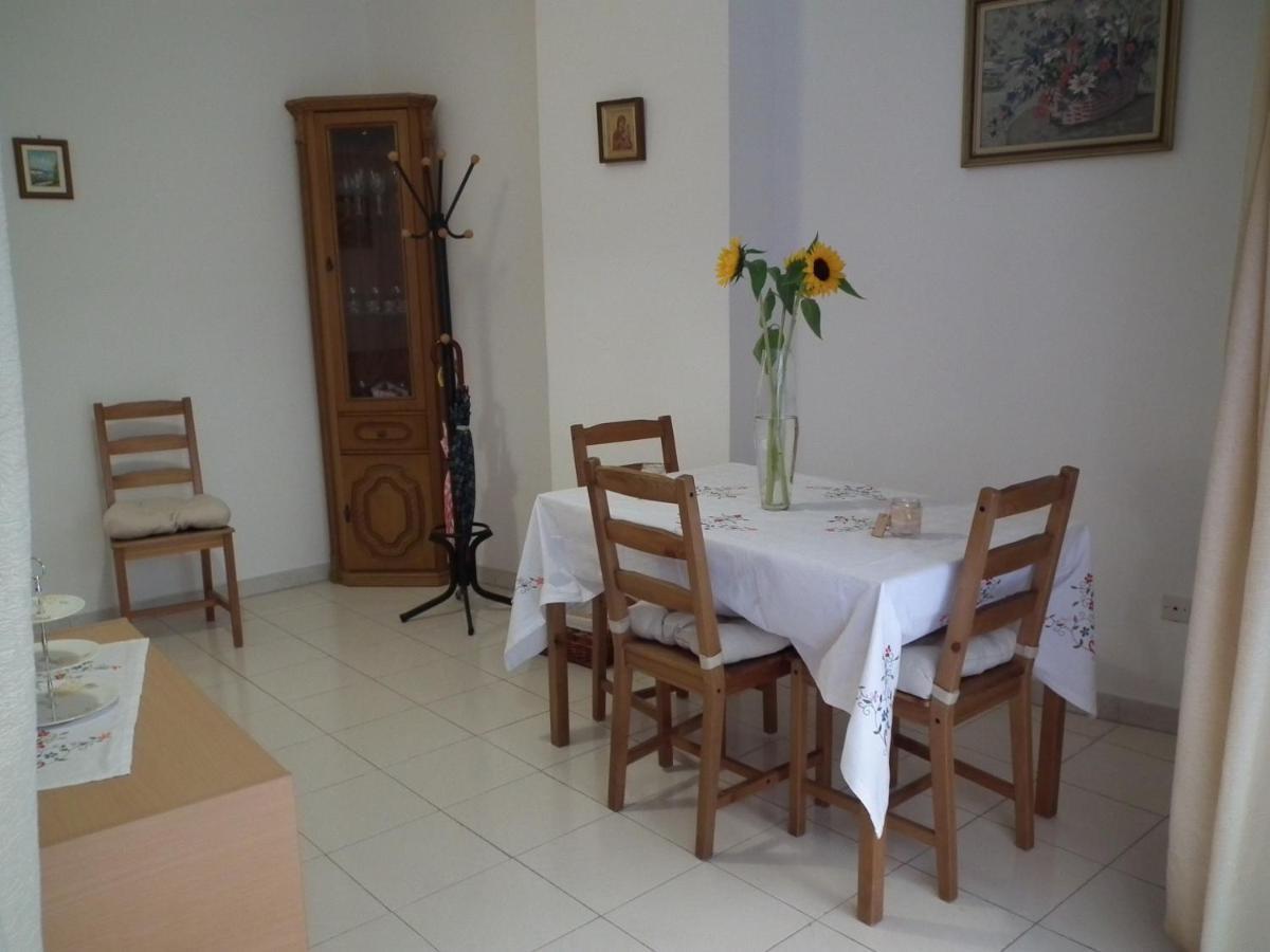 אתונה Traditional House מראה חיצוני תמונה